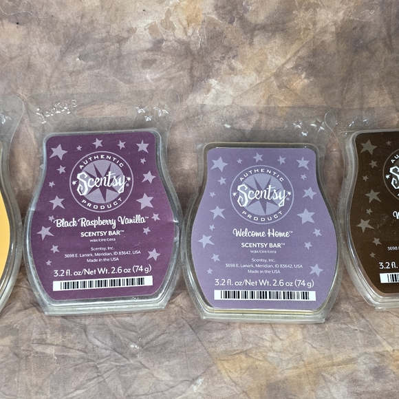 Scentsy Hatteras Mid Size Wax Warmer Light 6 Scent Bars Included - Picture 3 of 14